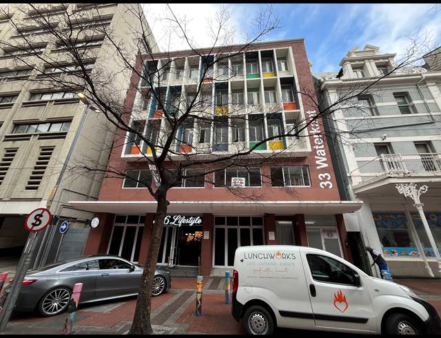 372M² OFFICE TO LET IN CAPE TOWN CITY CENTRE